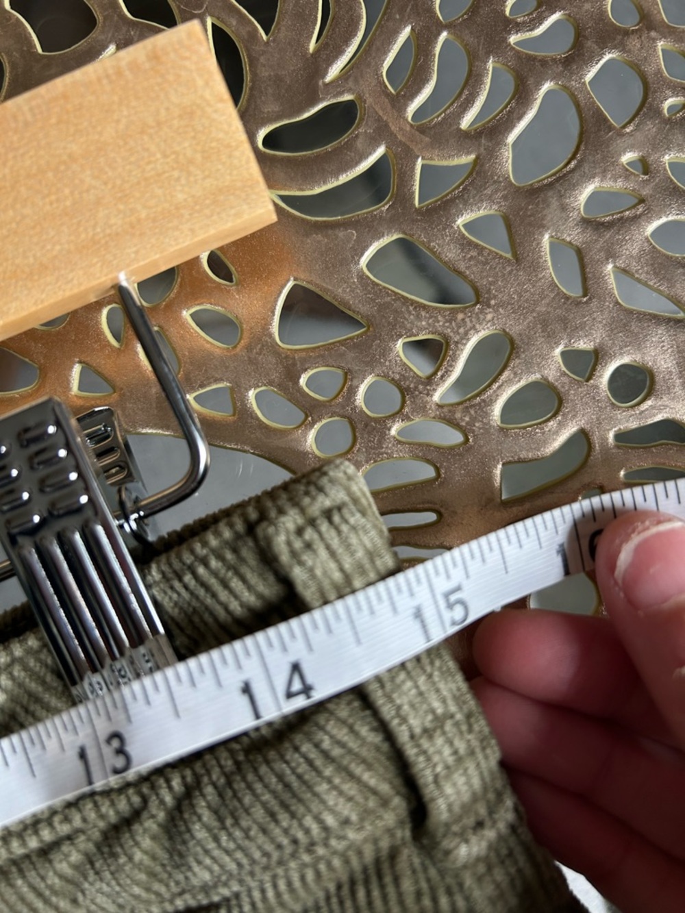 Pilcro by Anthropologie The Wanderer Relaxed Corduroy Pants Size 28 - Picture 13 of 16